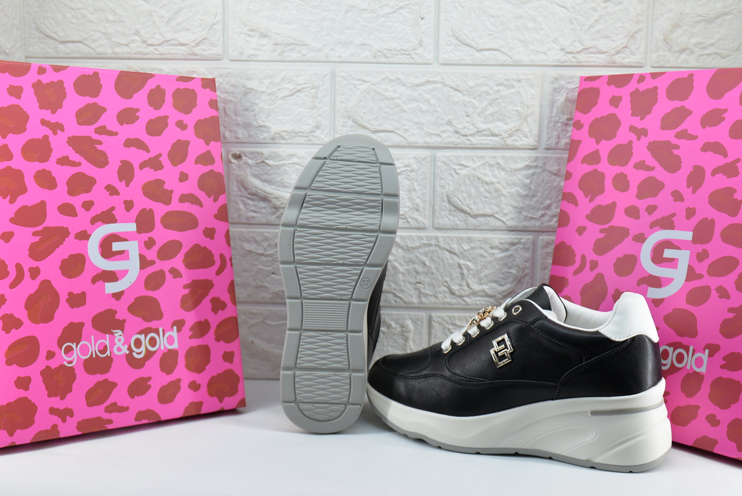 Sneakers Gold & Gold GB 923 NERO