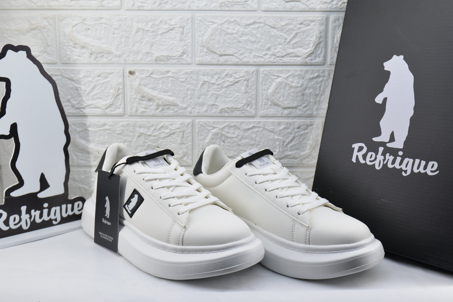 Sneakers Refrigue ART. SMOKY WHITE \ BLACK