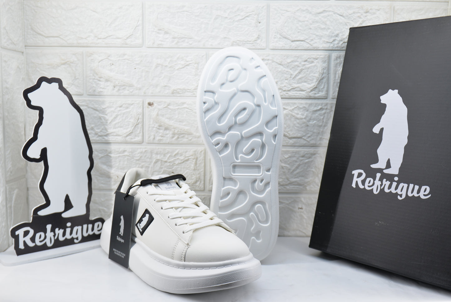 Sneakers Refrigue ART. SMOKY WHITE \ BLACK