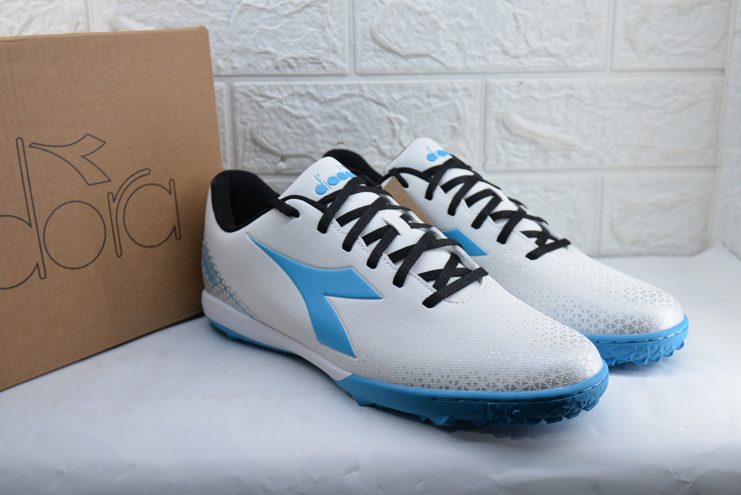 ART.  D0666 AZZURRO FLUO